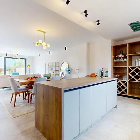 Figs And Olives Villa