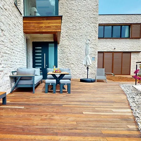 Figs And Olives * Dolac