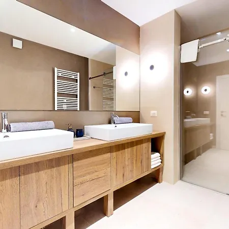 Villa Figs And Olives *