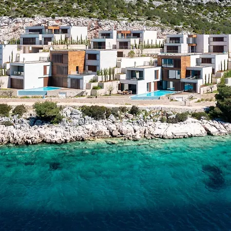 Figs And Olives Dolac