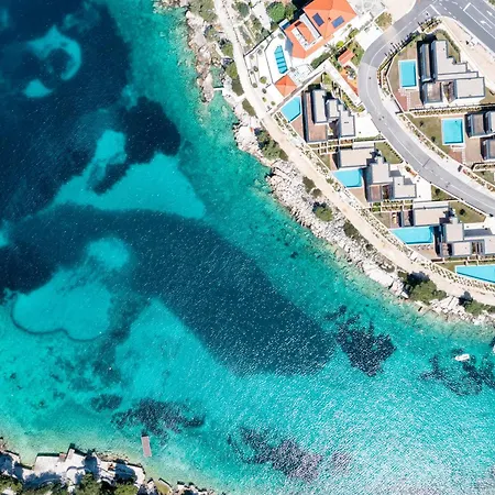 Figs And Olives * Dolac