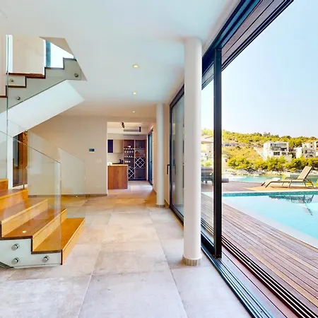 Villa Figs And Olives