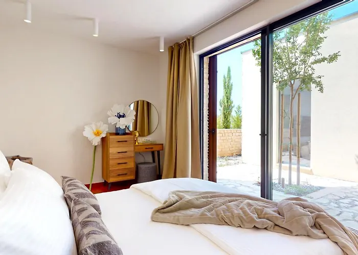 וילה Figs And Olives