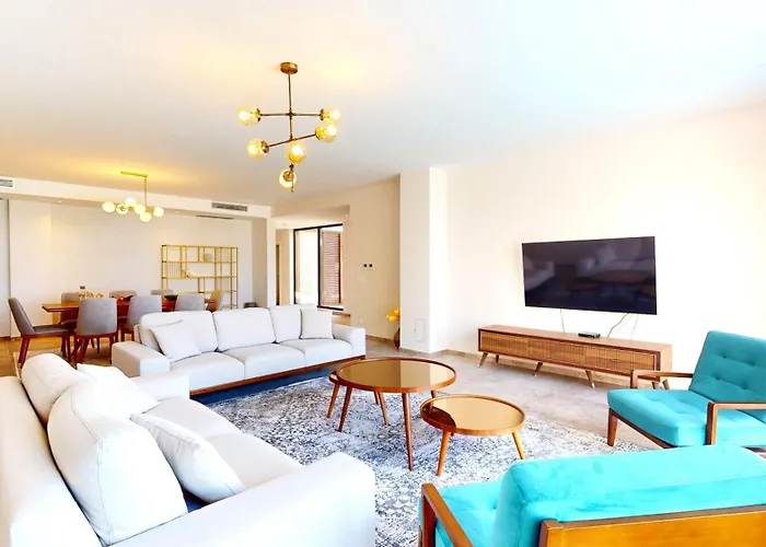 Willa Figs And Olives Dolac