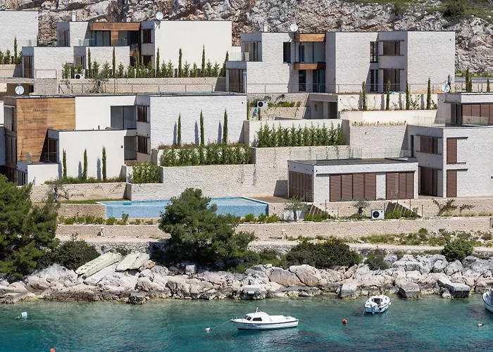 Willa Figs And Olives