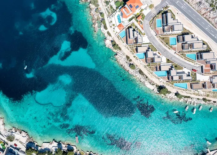 Figs And Olives * Dolac