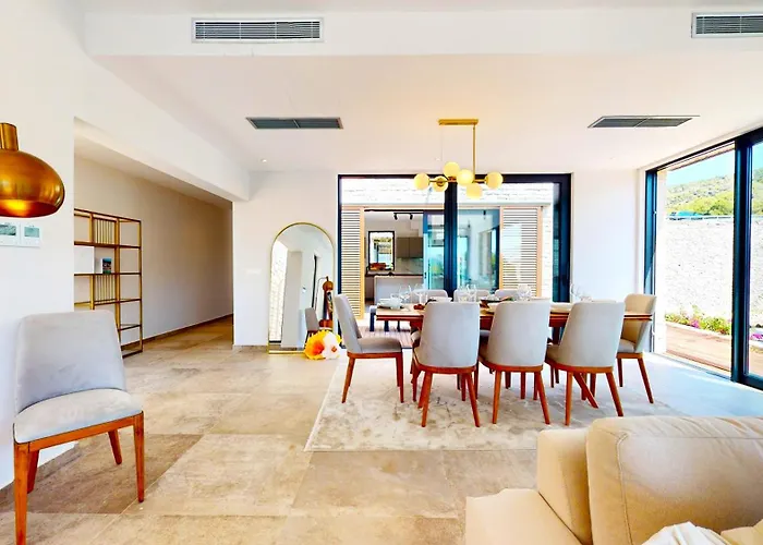 Figs And Olives * Dolac