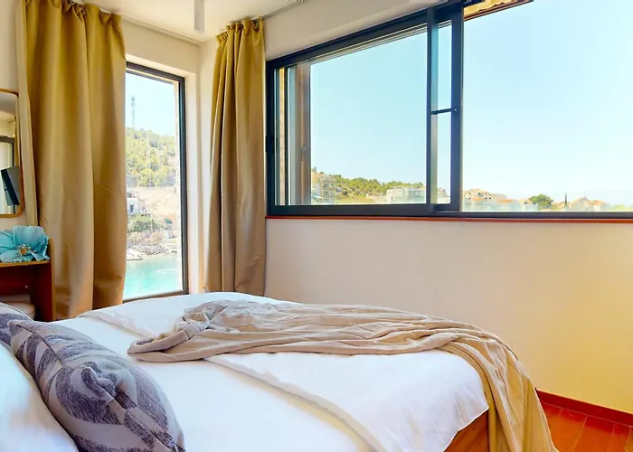 Willa Figs And Olives